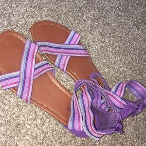 Multicolor sandals with zip up back